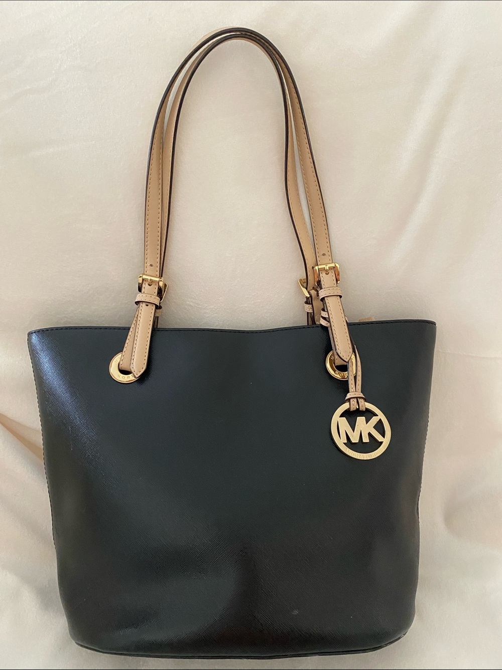 MICHAEL Michael Kors Jet Set Top-Zip Medium Leather Tote in Black and Gold